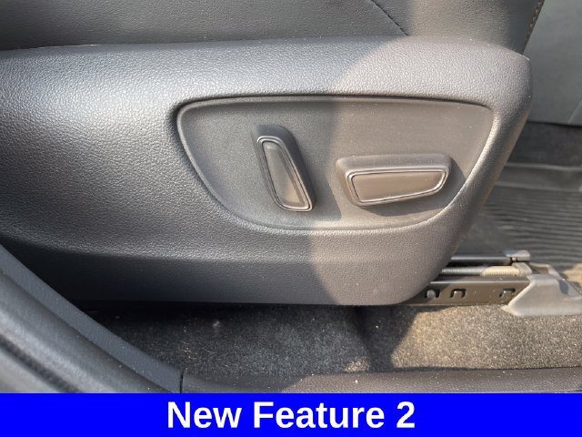Used 2024 Toyota Venza Limited AWD/4WD image 33