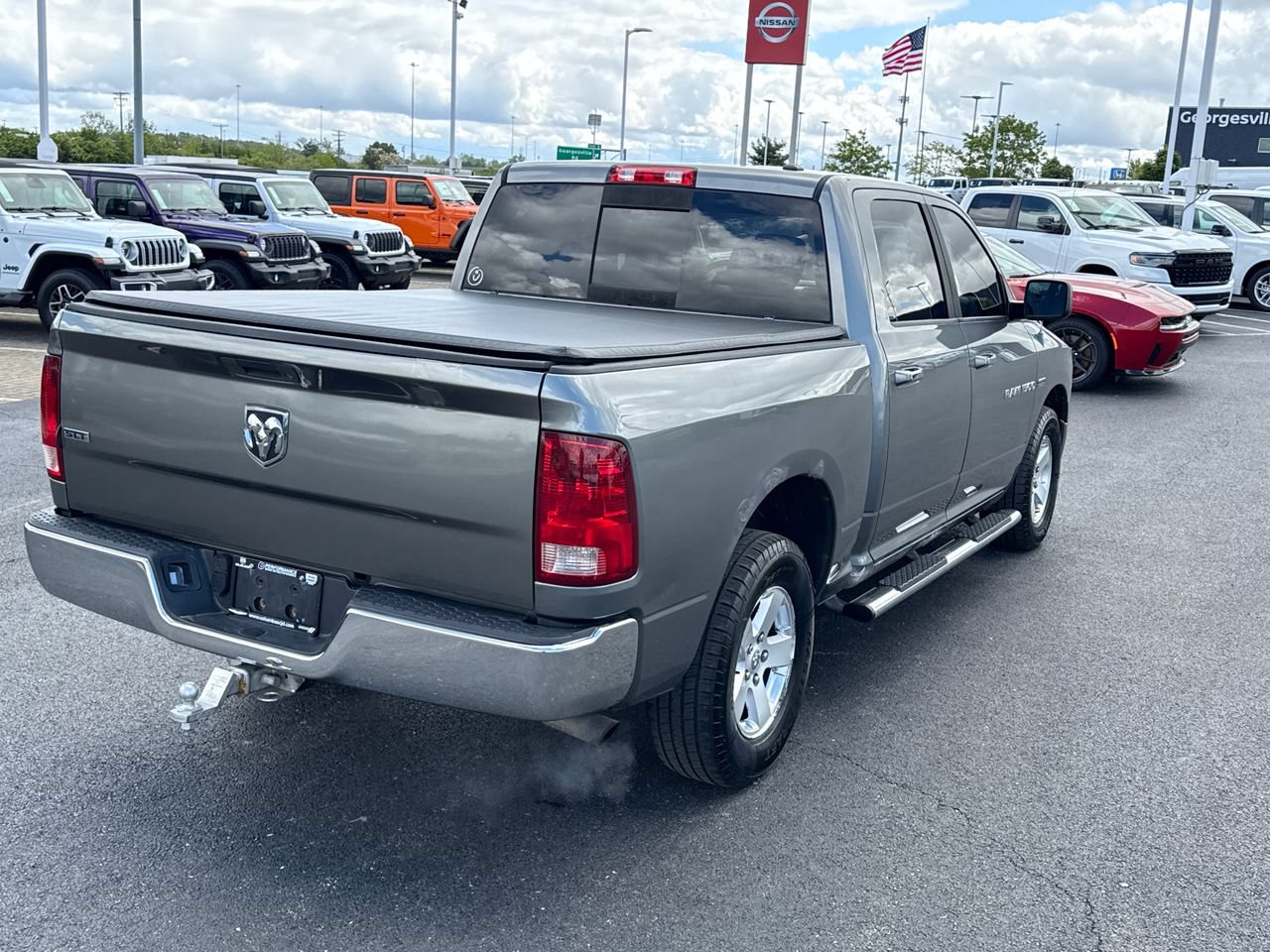 Used 2011 RAM 1500 Classic SLT AWD/4WD image 3