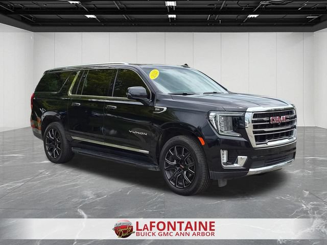Certified 2021 GMC Yukon XL SLT w/ SLT Premium Package AWD/4WD image 7