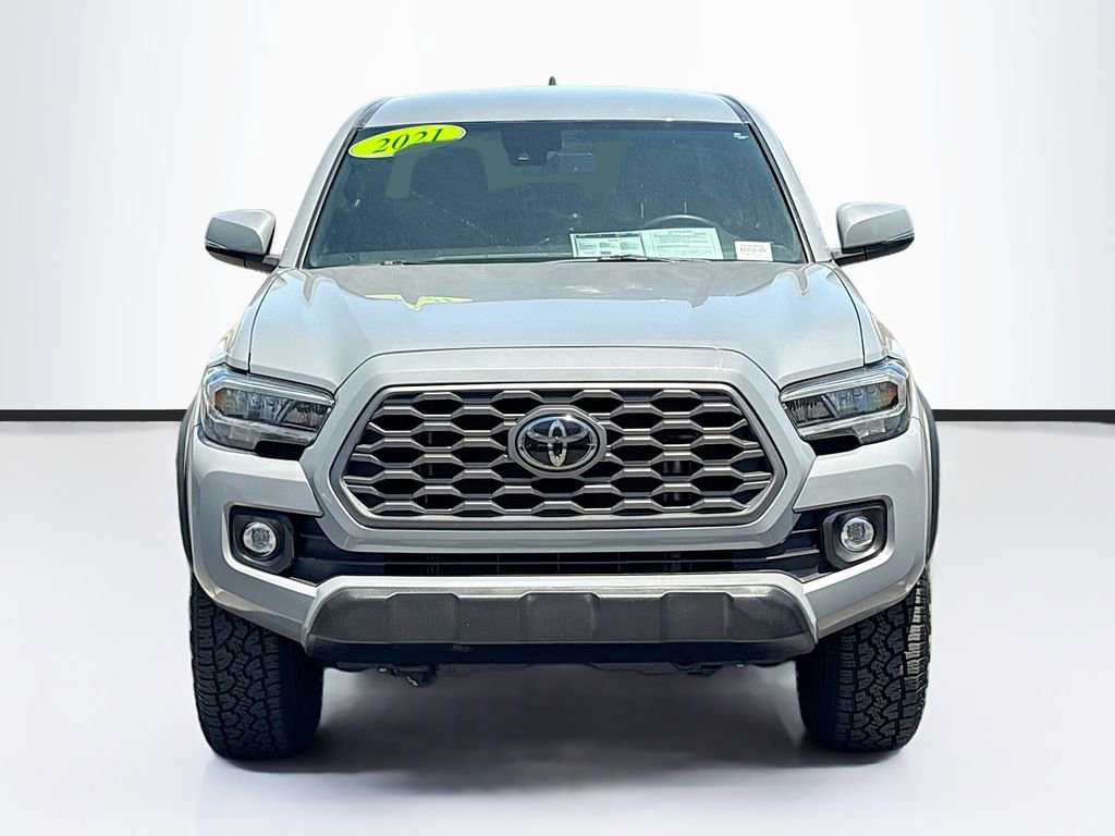 Certified 2021 Toyota Tacoma TRD Off-Road w/ Technology Package AWD/4WD image 2