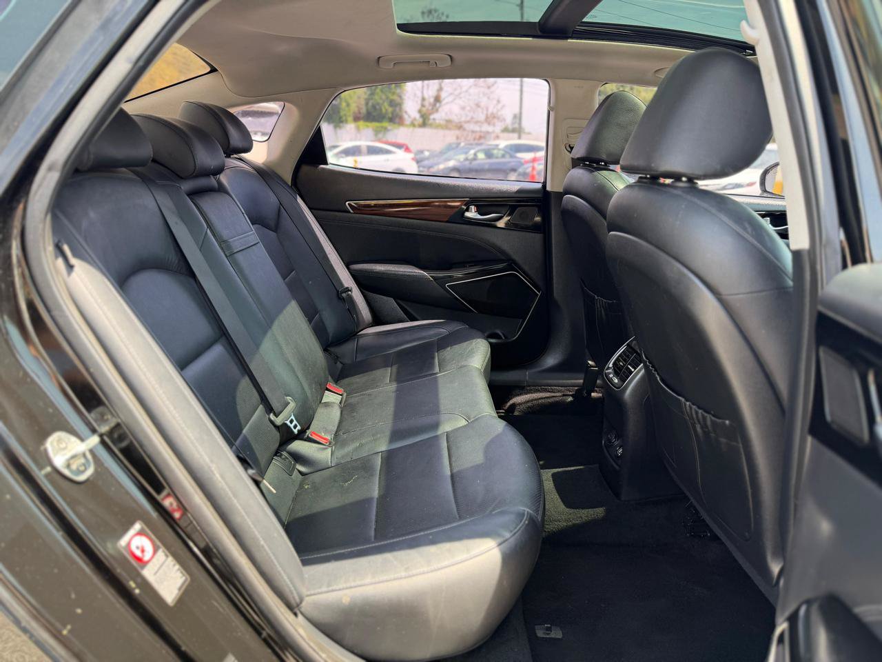 Used 2017 Kia Cadenza Technology FWD image 9