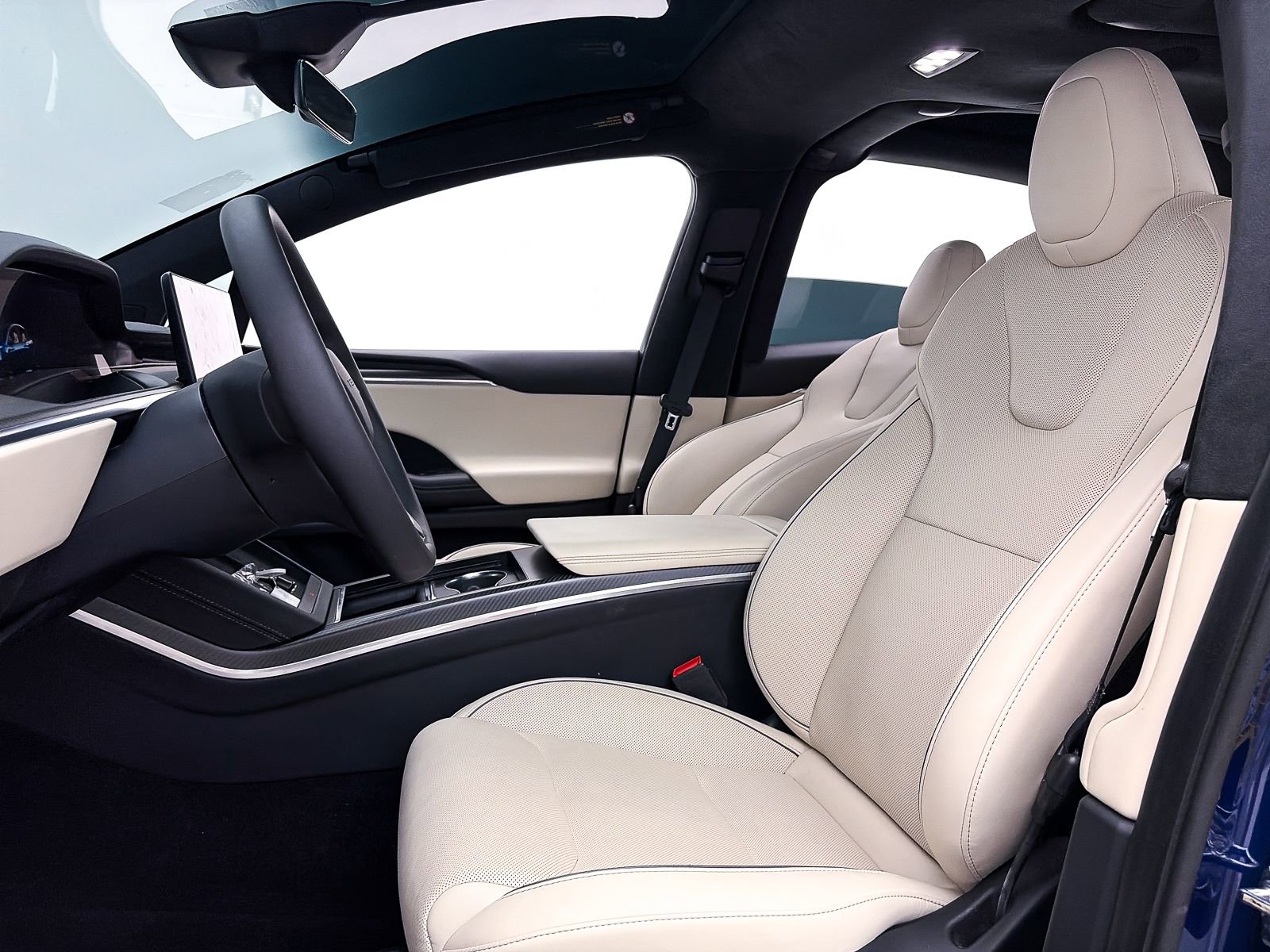 Used 2023 Tesla Model X Plaid image 17