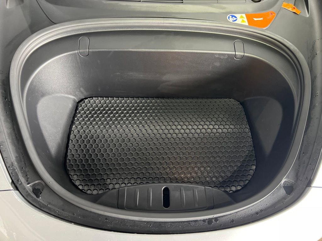 Used 2018 Tesla Model 3 Mid Range RWD image 36