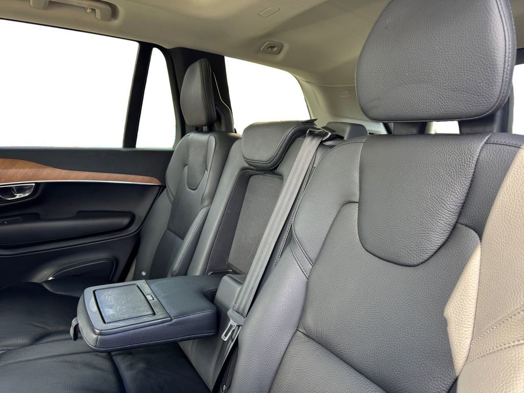 Certified 2023 Volvo XC90 B5 Plus w/ Protection Package image 23