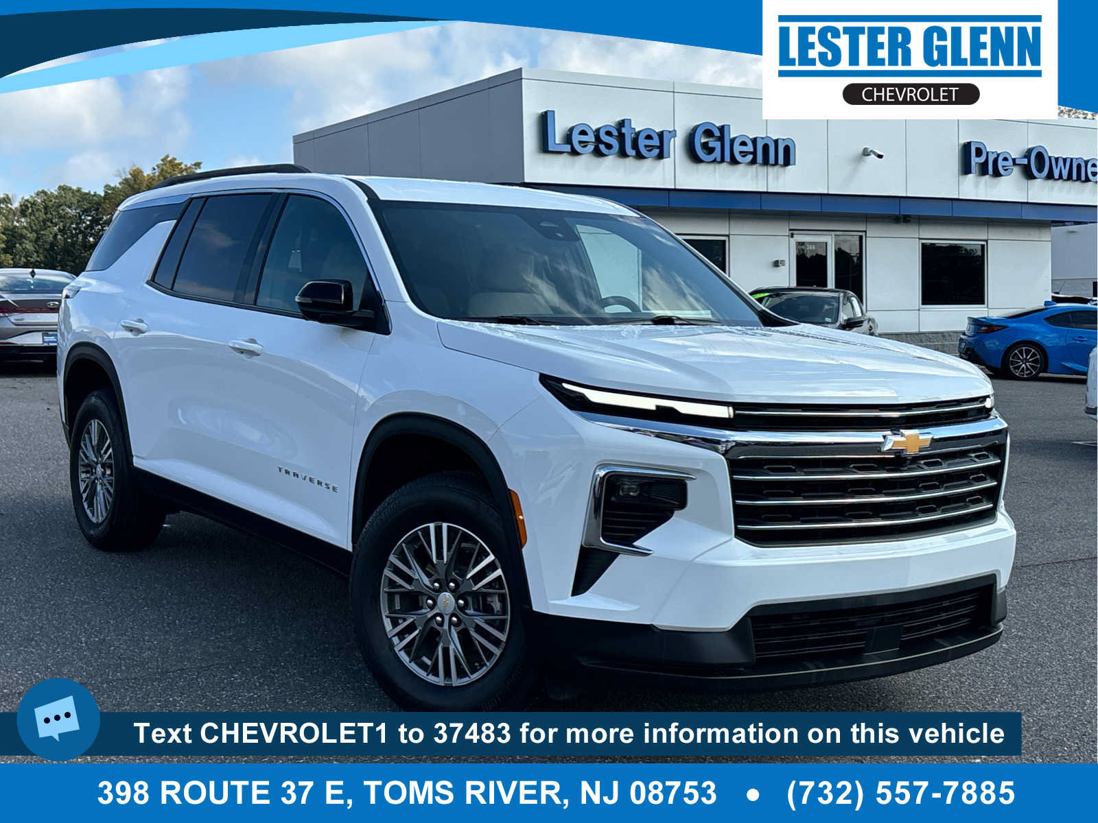 Certified 2026 Chevrolet Traverse LT w/ Driver Confidence Package FWD image 1