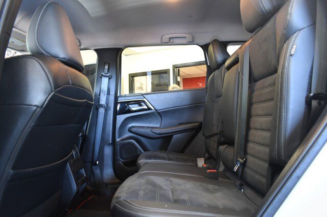 Used 2023 Mitsubishi Outlander Ralliart AWD/4WD image 27