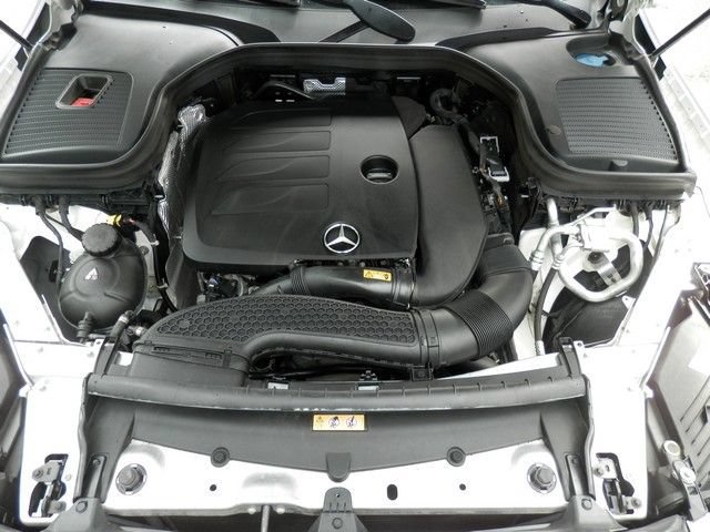 Used 2022 Mercedes-Benz GLC 300 4MATIC image 37