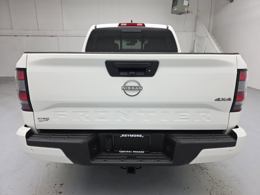 Used 2025 Nissan Frontier SV w/ SV Convenience Package image 10