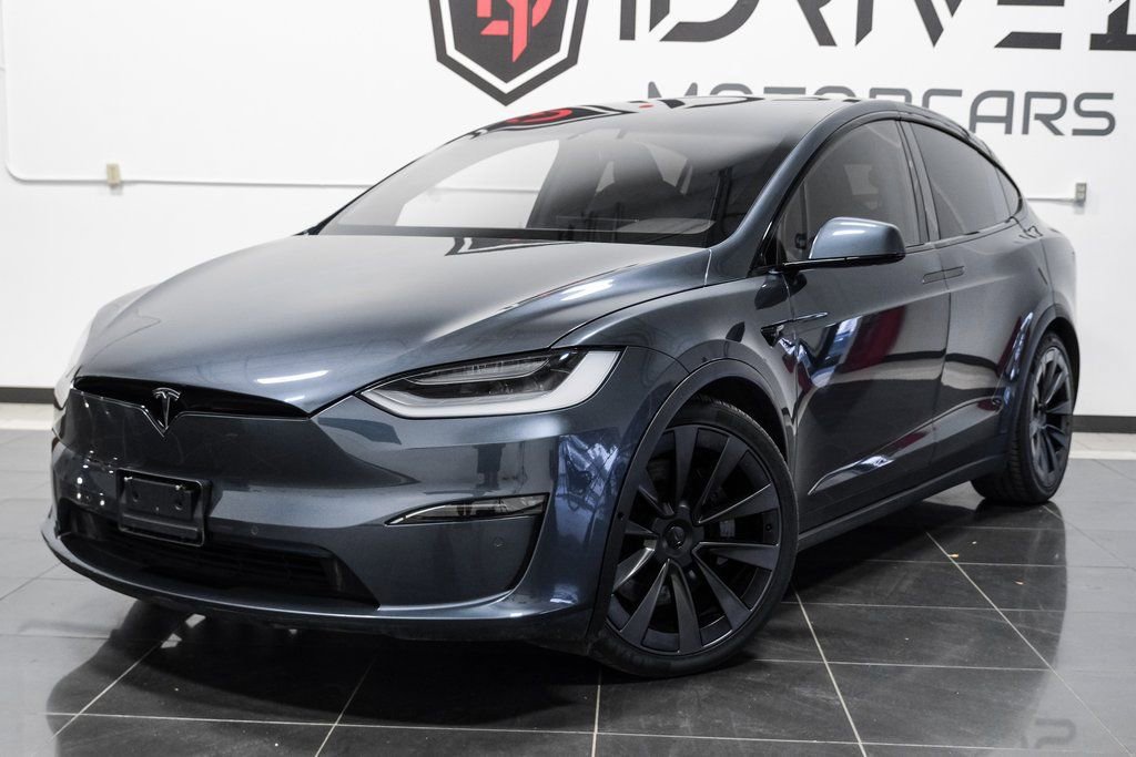 Used 2022 Tesla Model X image 8
