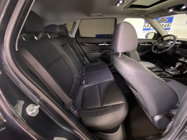 Used 2025 Kia Seltos EX w/ EX Sunroof Package image 33