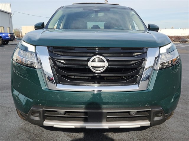 Certified 2024 Nissan Pathfinder Platinum w/ Cargo Package image 8