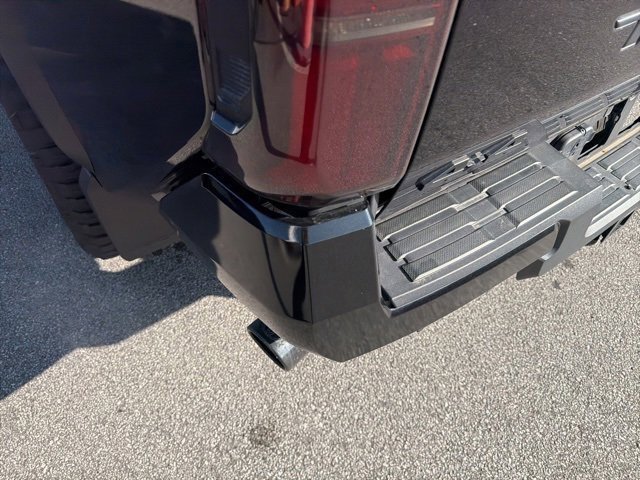 Used 2025 Toyota Tacoma TRD Off-Road image 22