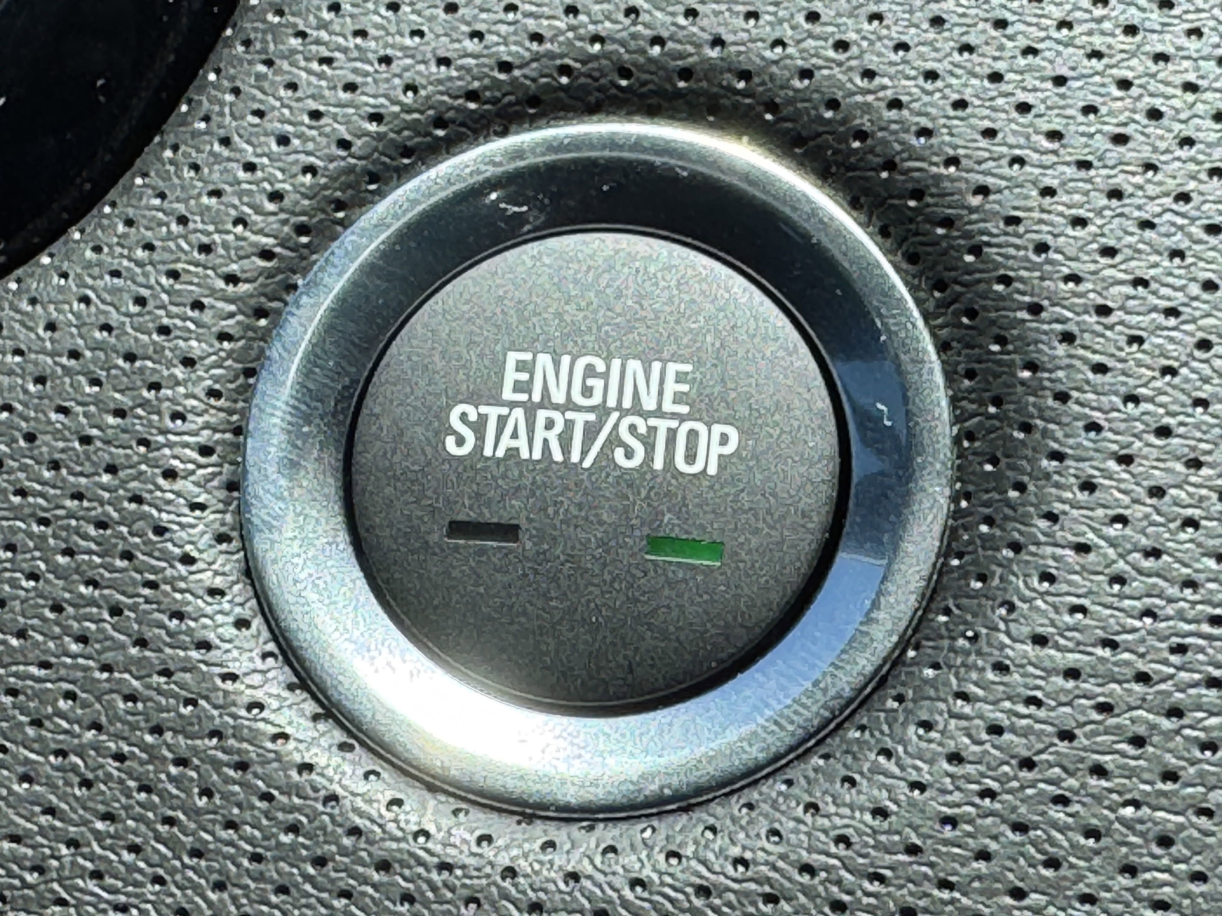 New 2025 Cadillac XT6 Luxury image 26