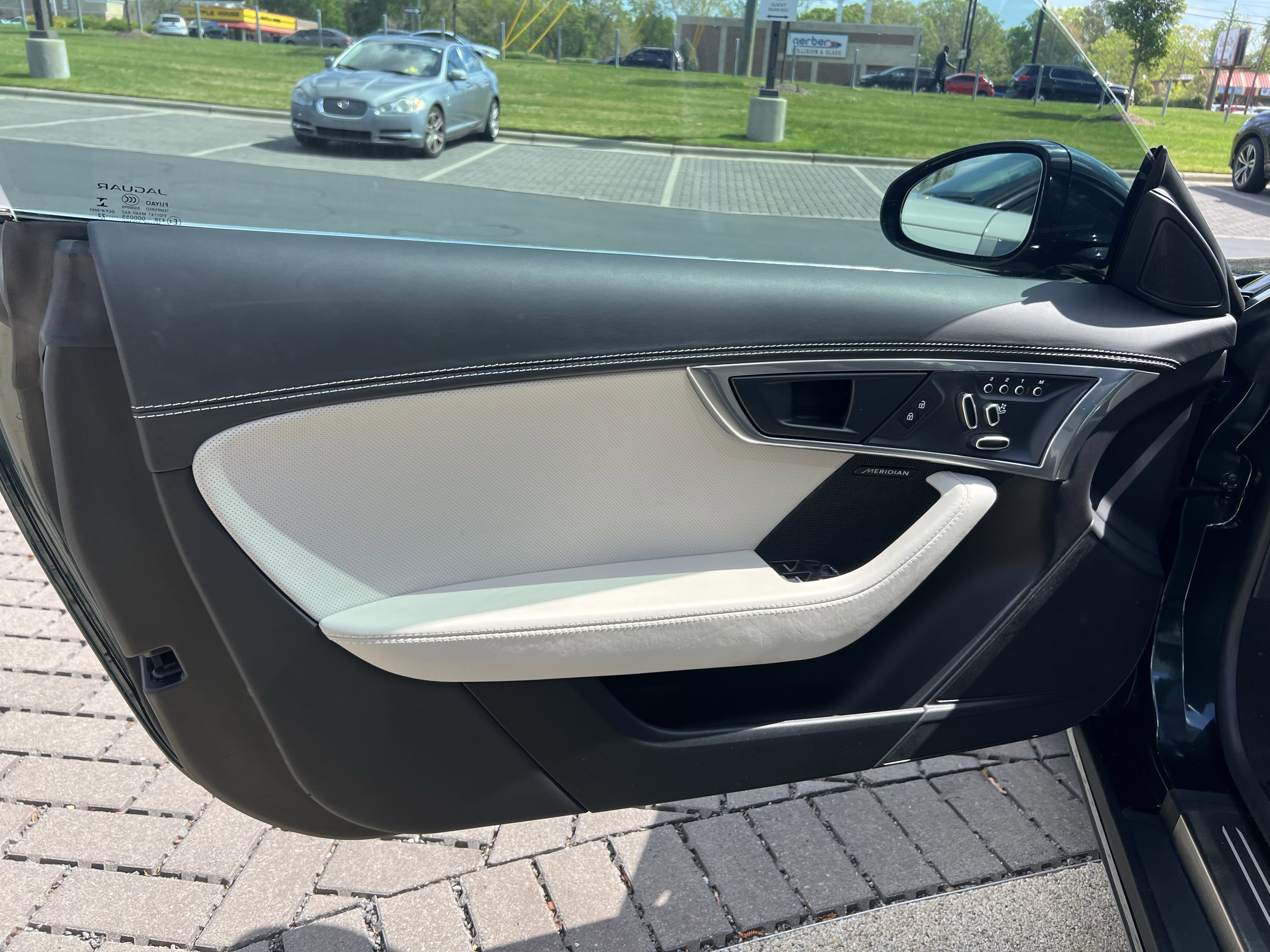 Certified 2023 Jaguar F-TYPE Coupe image 14