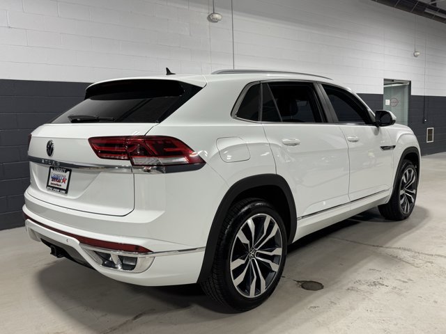 Used 2020 Volkswagen Atlas Cross Sport SEL R-Line FWD image 23