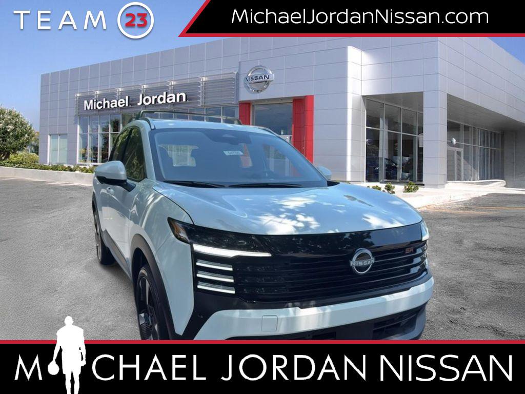 New 2025 Nissan Kicks SR