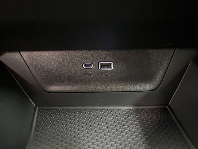 New 2026 Chevrolet Equinox LT w/ Convenience Package II image 32