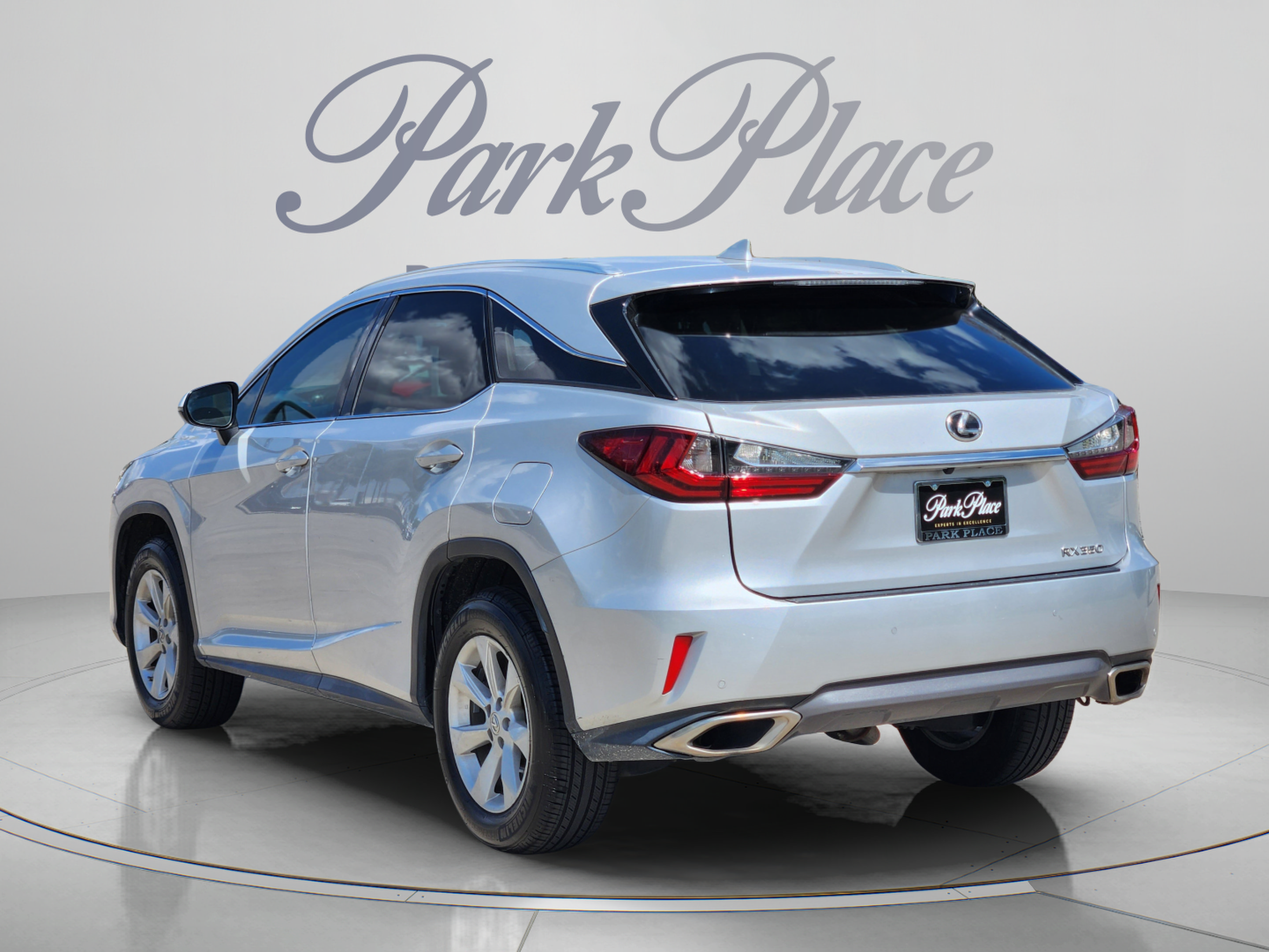 Used 2016 Lexus RX 350 FWD w/ Premium Package image 3