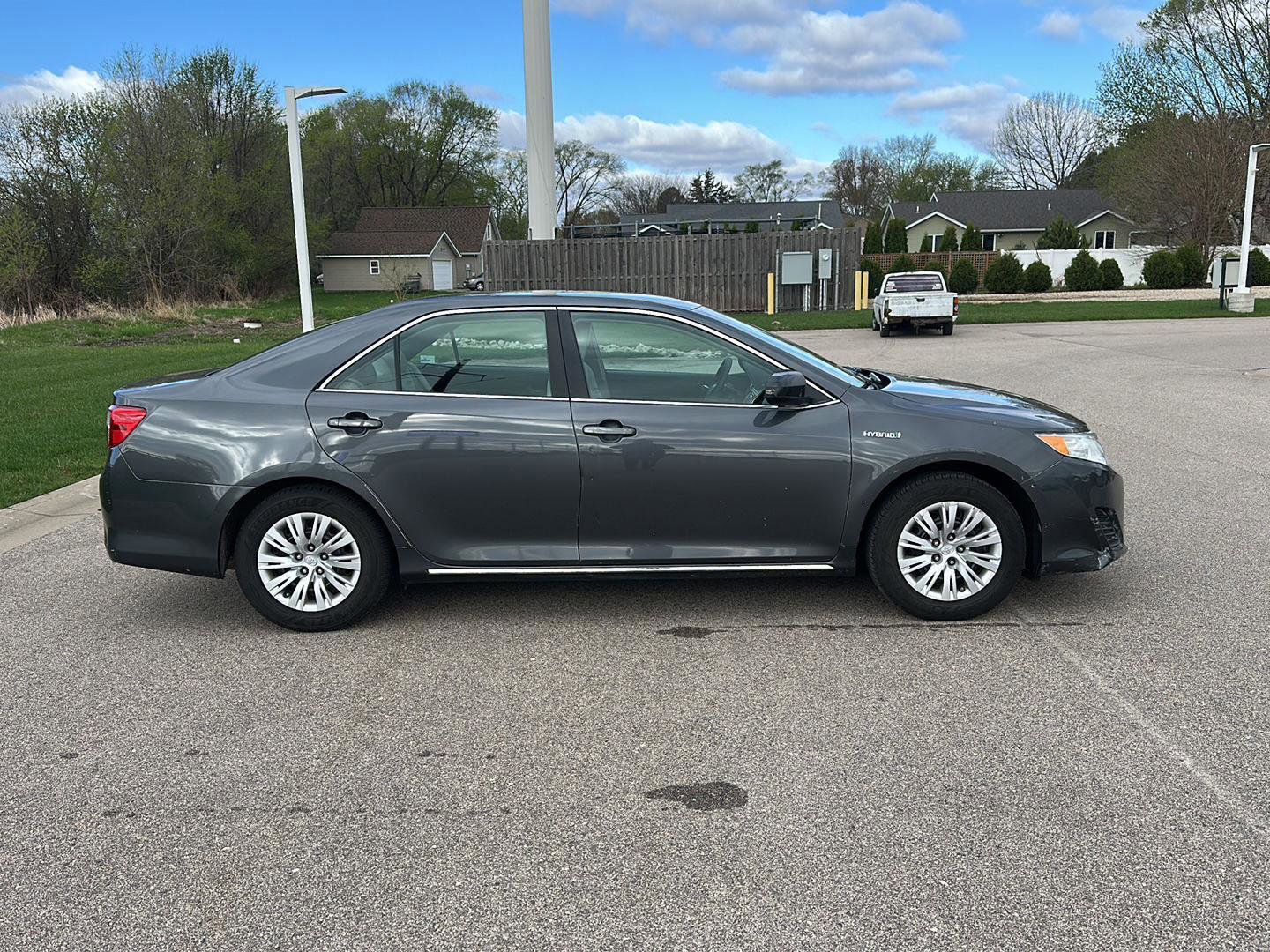 Used 2012 Toyota Camry LE image 2