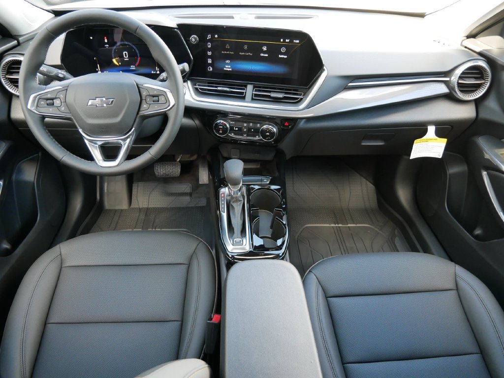 New 2026 Chevrolet Trax ACTIV w/ Sunroof Package FWD image 18