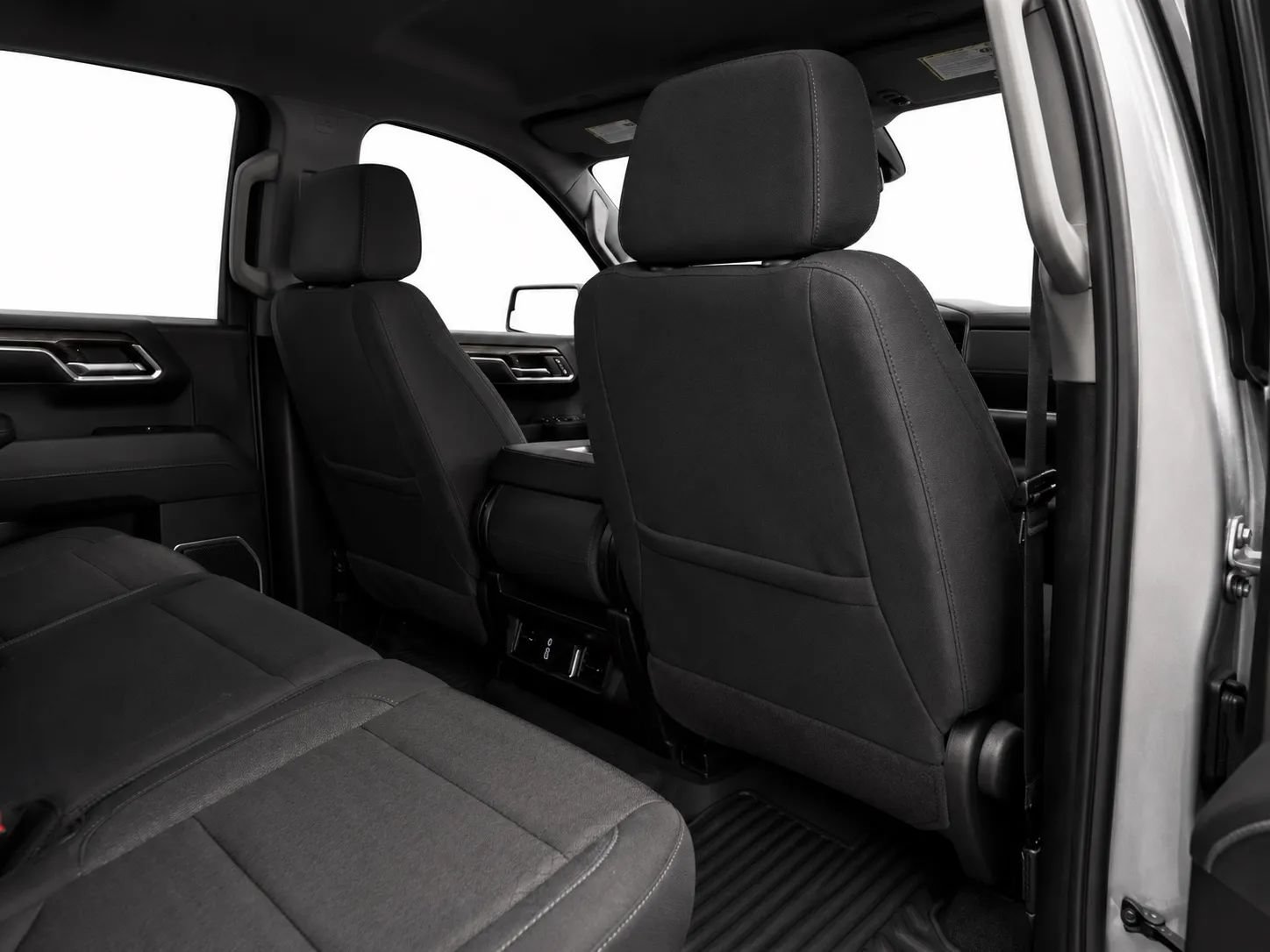 Used 2024 Chevrolet Silverado 1500 LT RWD image 13