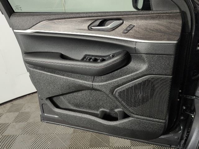 New 2025 Jeep Grand Cherokee L Limited AWD/4WD image 22