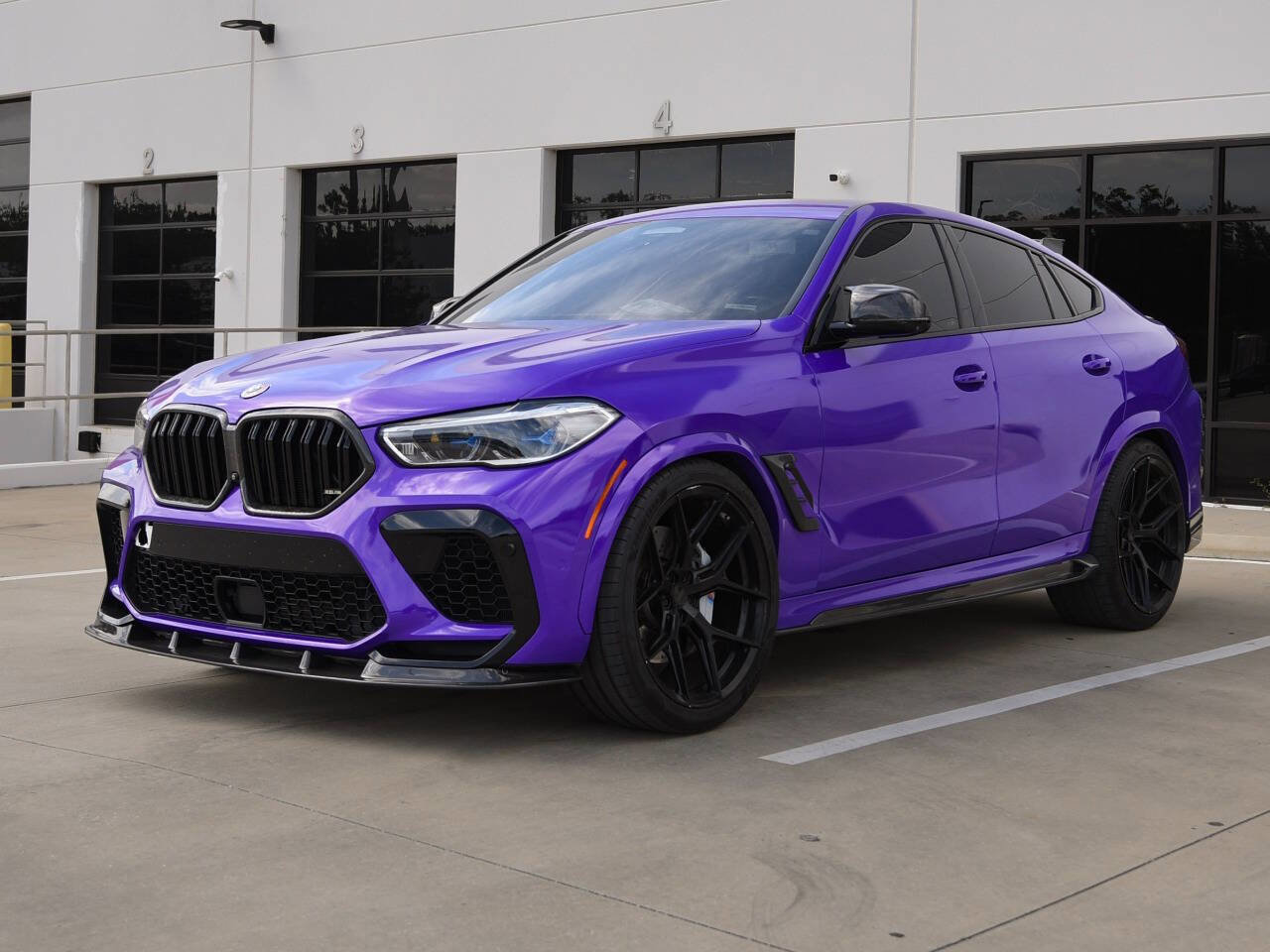 Used 2021 BMW X6 M w/ Competition Package image 4