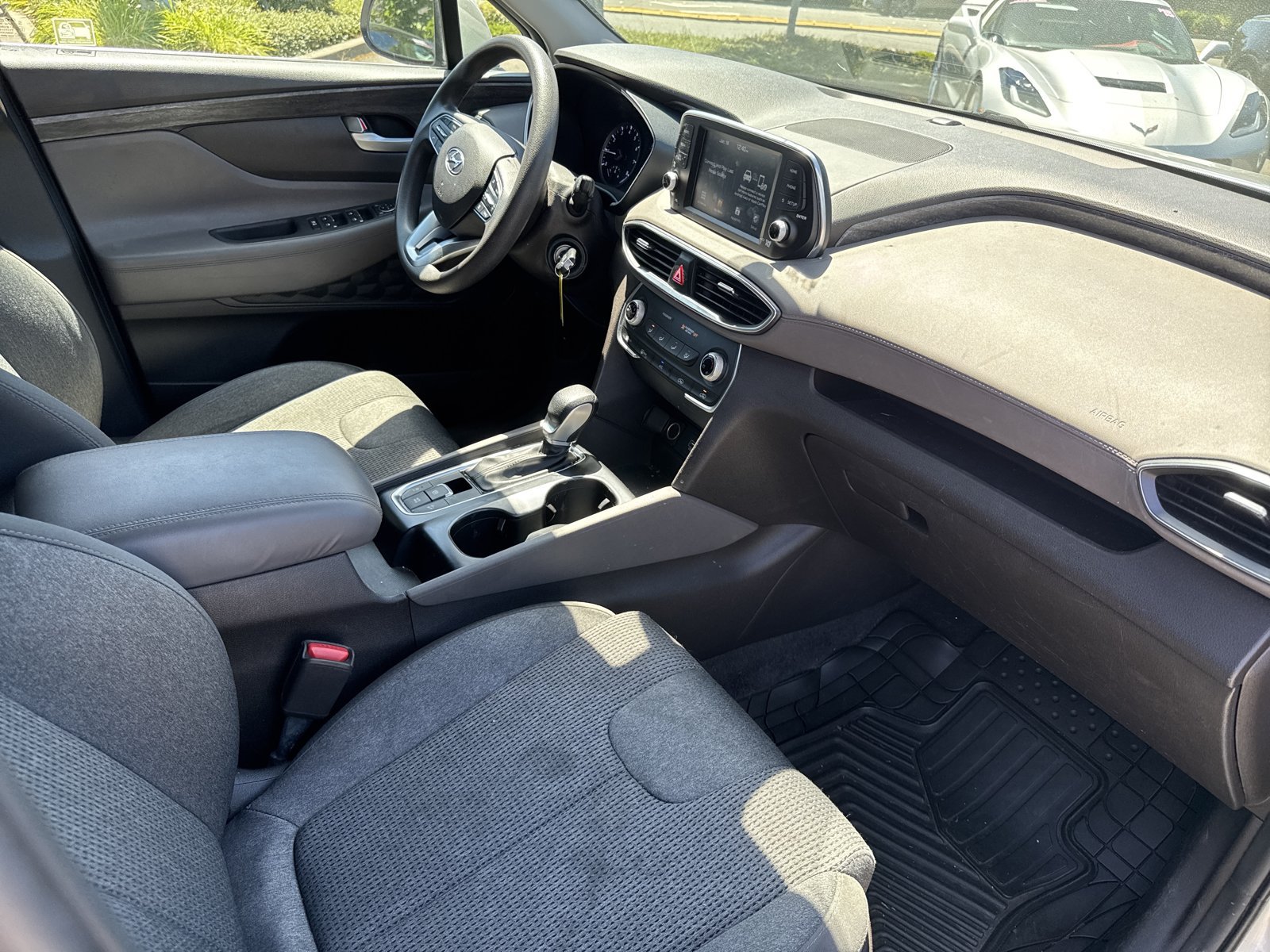 Used 2019 Hyundai Santa Fe SE AWD/4WD image 14