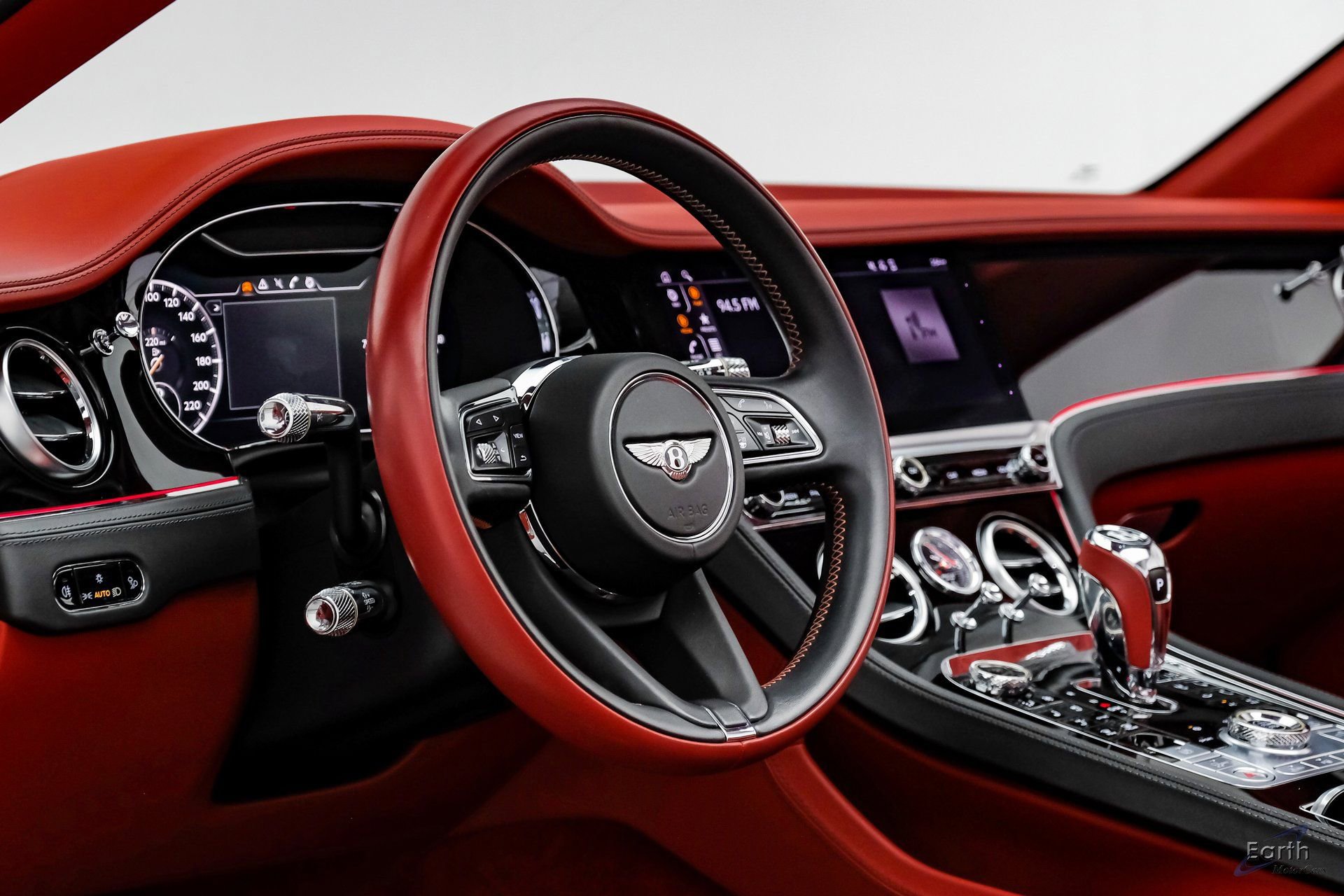 Used 2022 Bentley Continental GT AWD/4WD image 50