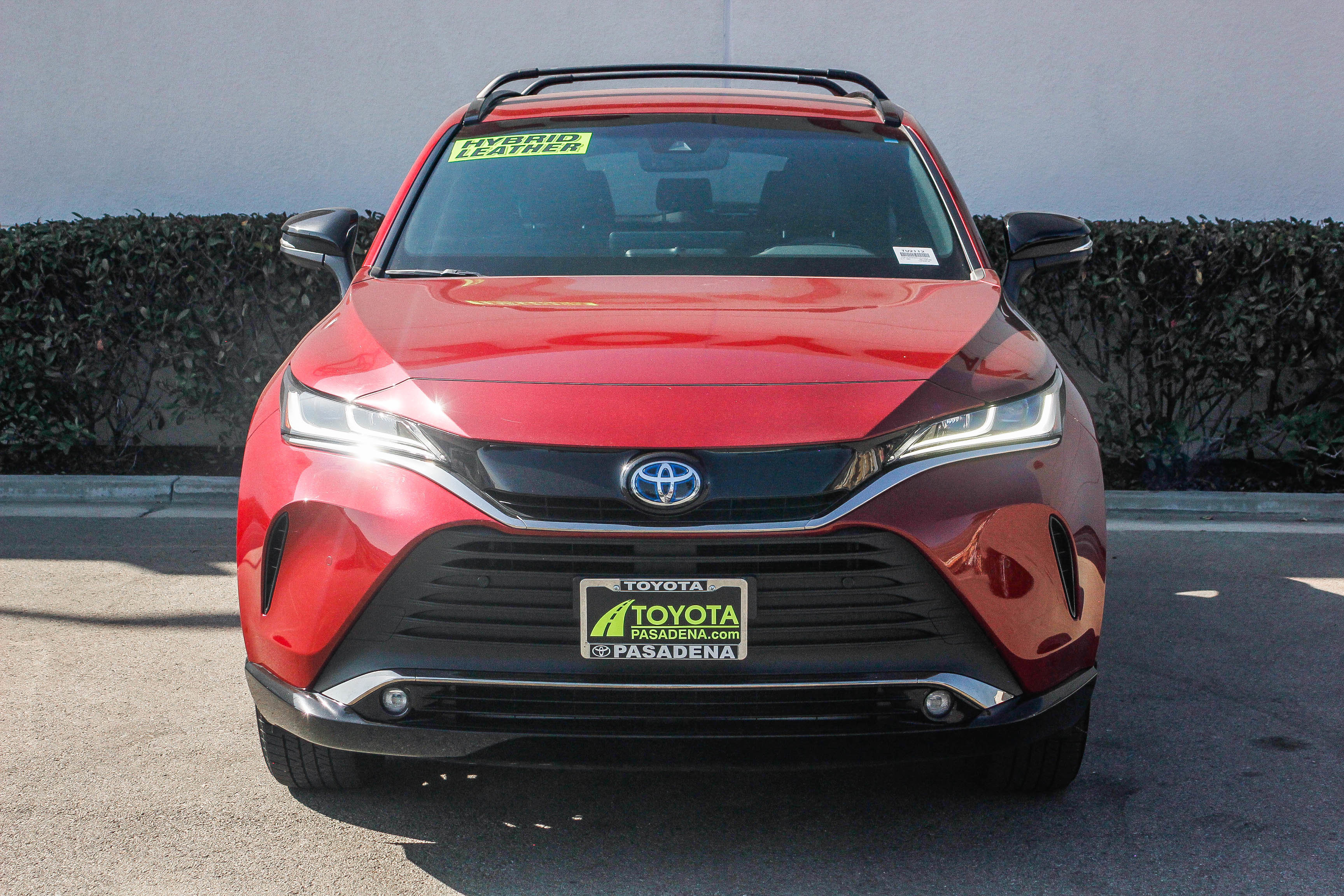 Used 2024 Toyota Venza Nightshade image 2