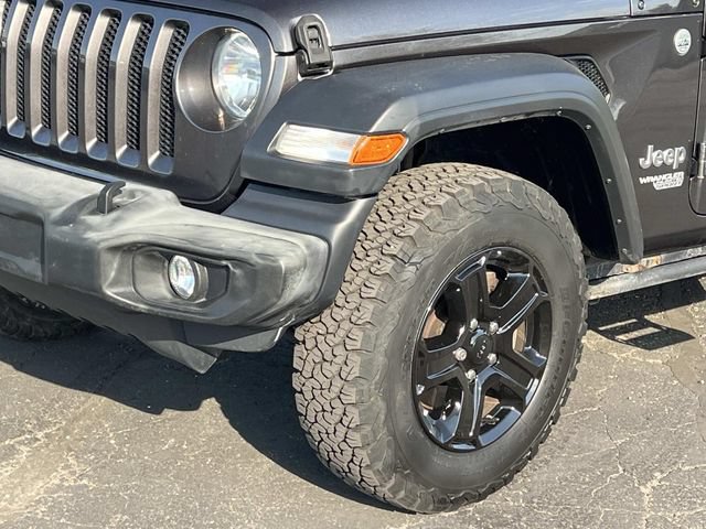 Used 2019 Jeep Wrangler Unlimited Sport S AWD/4WD image 9