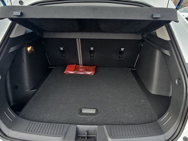 New 2026 Chevrolet Trax ACTIV w/ Sunroof Package image 25
