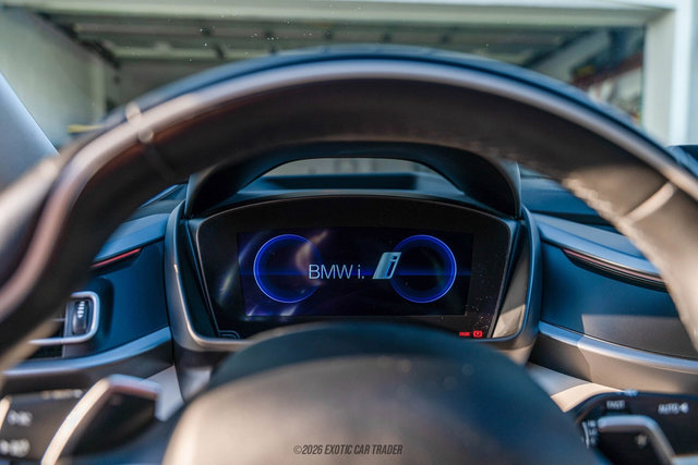 Used 2016 BMW i8 image 31