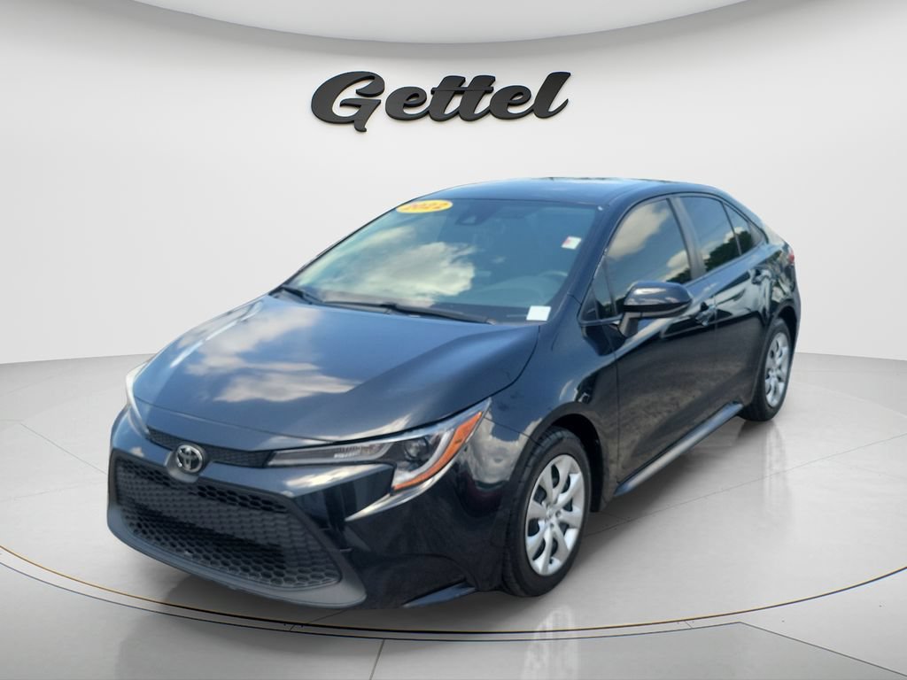 Used 2022 Toyota Corolla LE FWD image 1