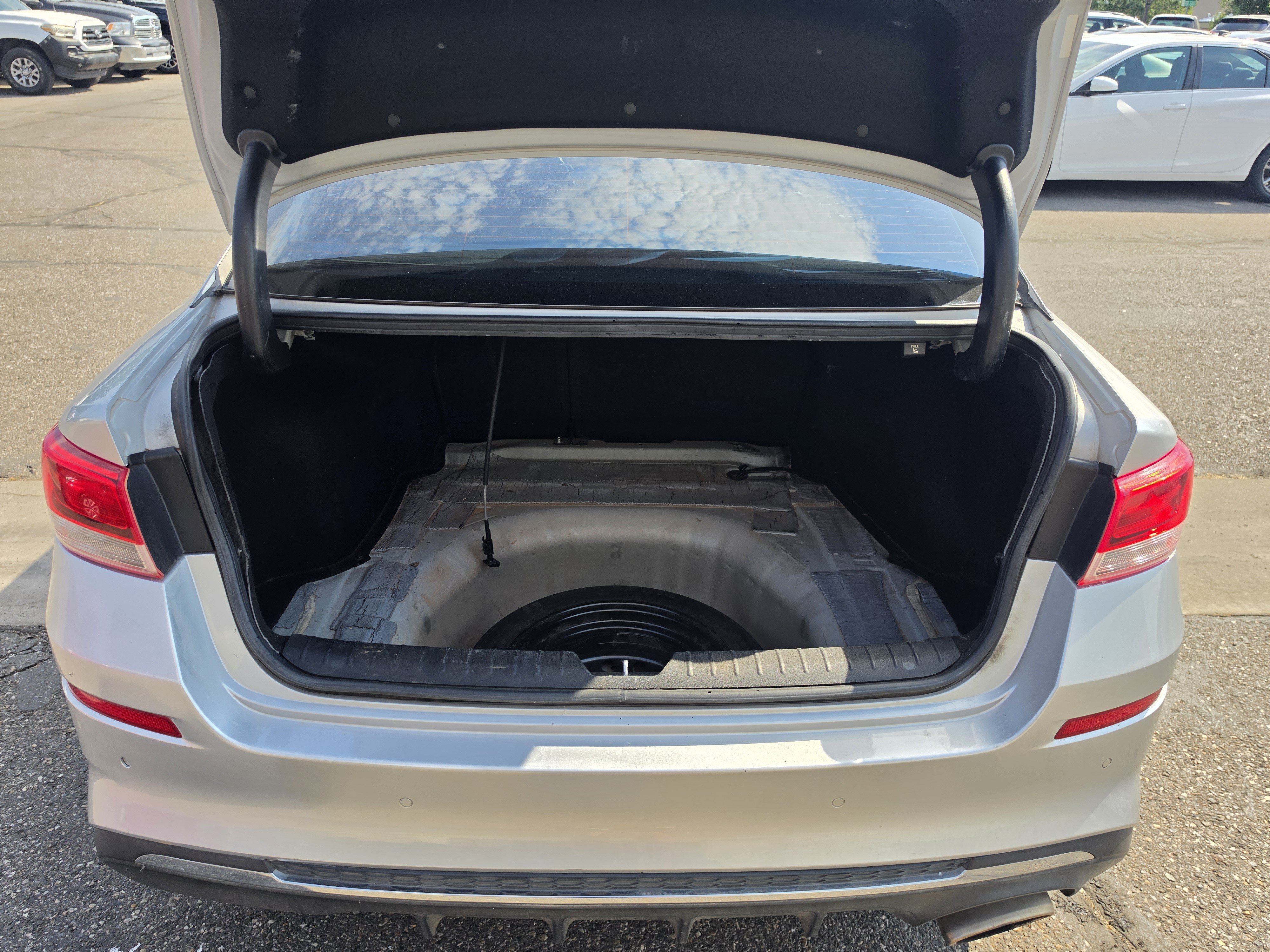 Used 2019 Kia Optima LX w/ LX Premium Package FWD image 21