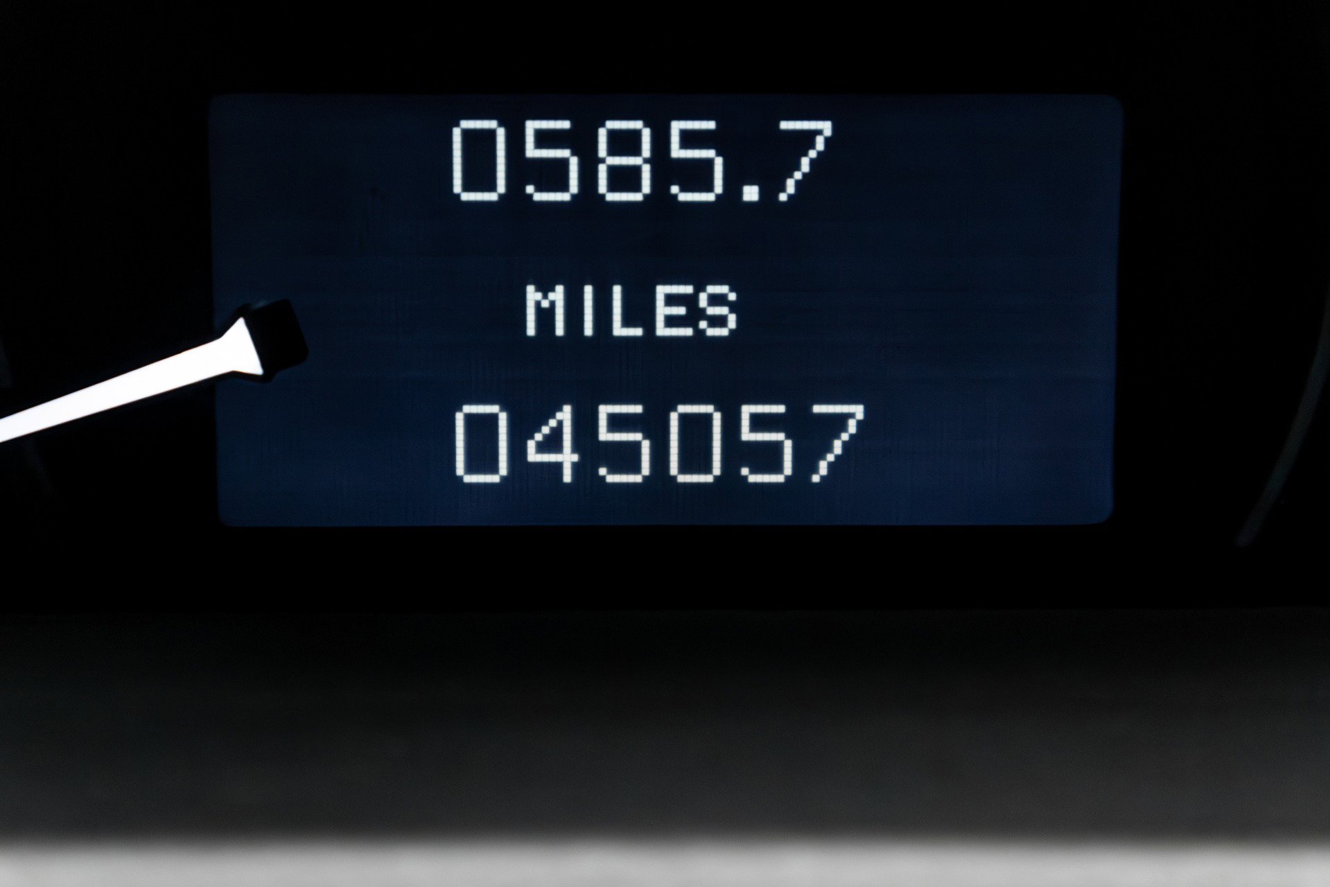 Used 2004 Maybach 57 image 9