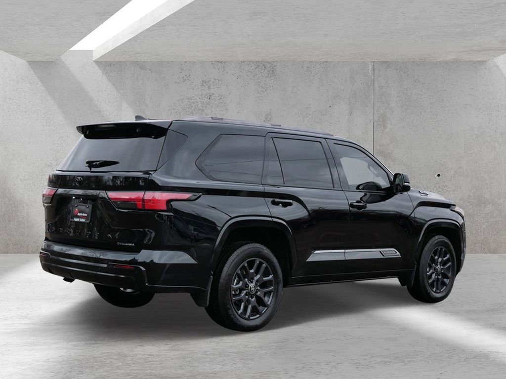 Used 2025 Toyota Sequoia Platinum image 3