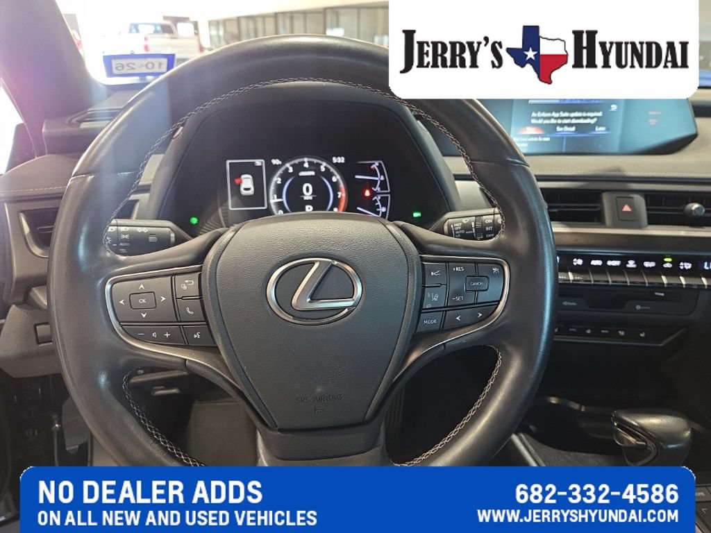 Used 2019 Lexus UX 200 w/ Premium Package FWD image 15