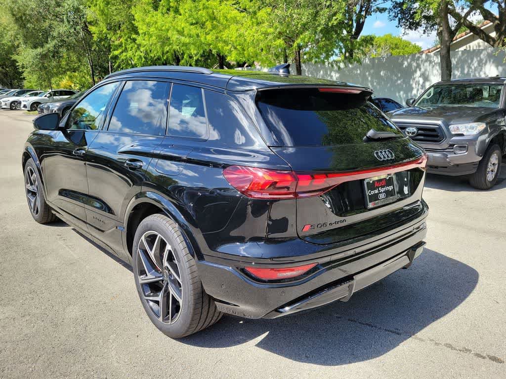 New 2027 Audi SQ6 e-tron Prestige AWD/4WD image 6