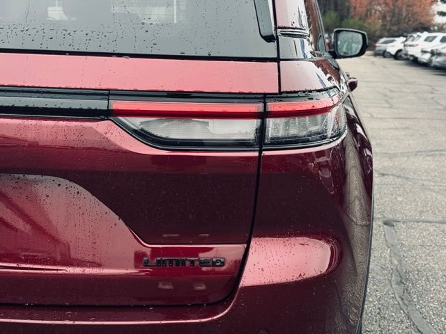 Certified 2024 Jeep Grand Cherokee Limited w/ Black Appearance Package AWD/4WD image 8