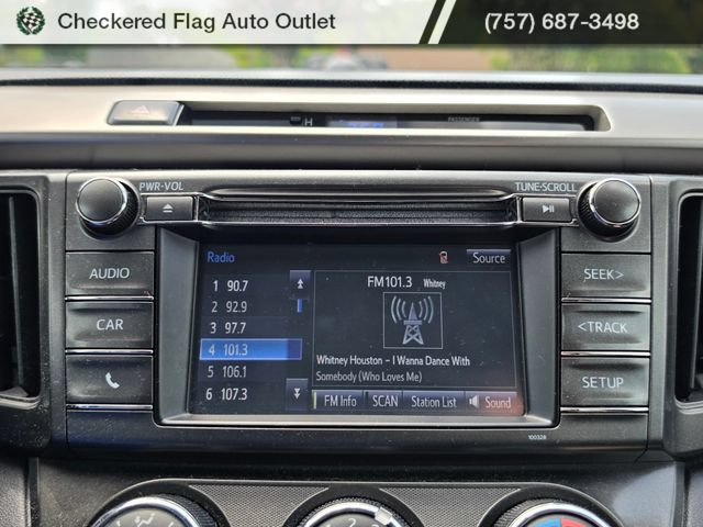 Used 2015 Toyota RAV4 LE FWD image 16