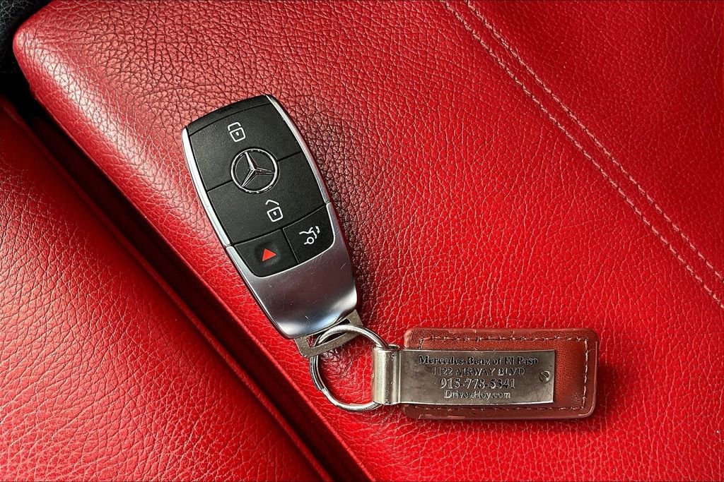 Used 2022 Mercedes-Benz CLA 250 image 10