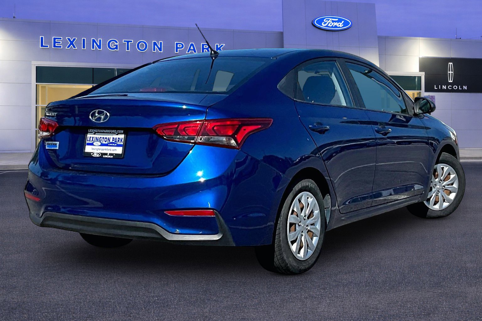 Used 2018 Hyundai Accent SE FWD image 5