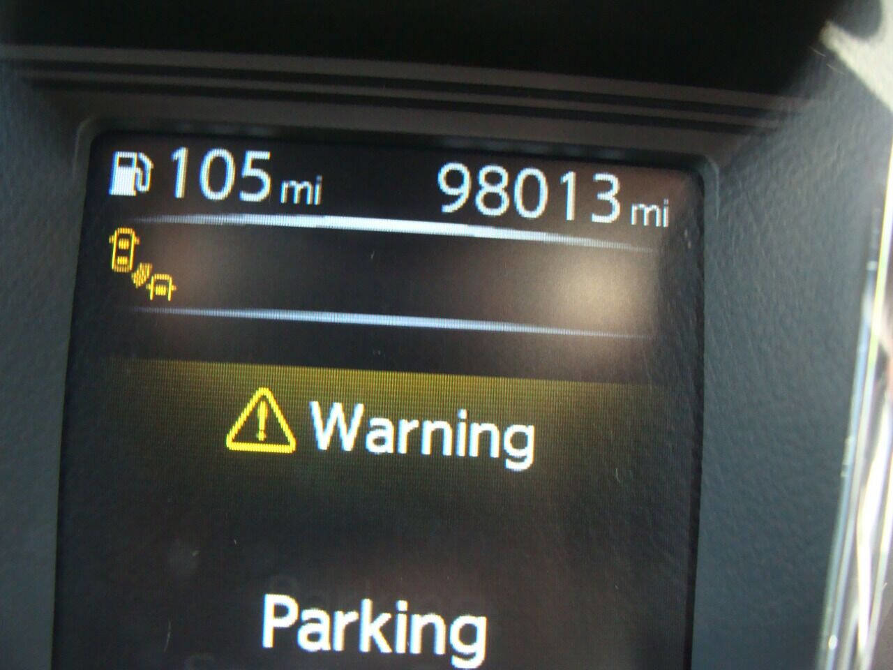 Used 2018 Nissan Titan SV w/ SV Convenience Package image 6