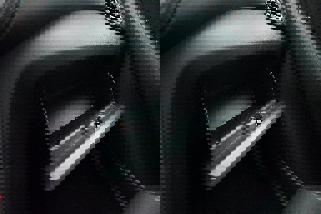 Used 2017 Chevrolet Trax LT w/ Driver Confidence Package image 29