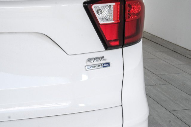 Used 2019 Ford Escape SEL AWD/4WD image 46