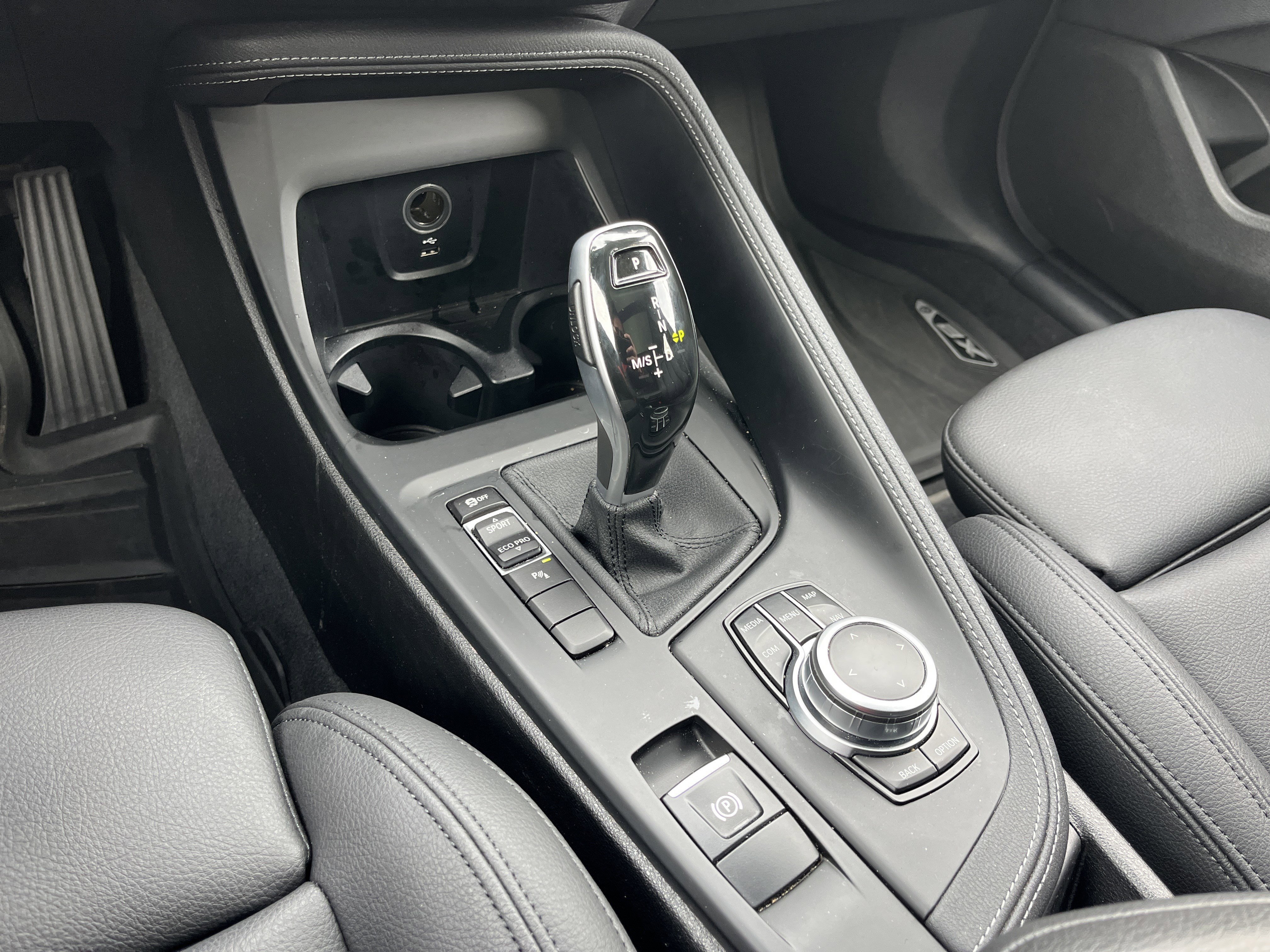 Used 2022 BMW X2 sDrive28i w/ Convenience Package image 11