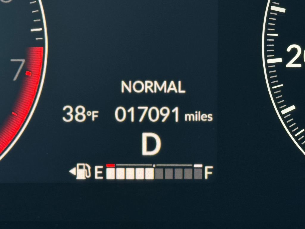 Used 2023 Honda HR-V LX image 27