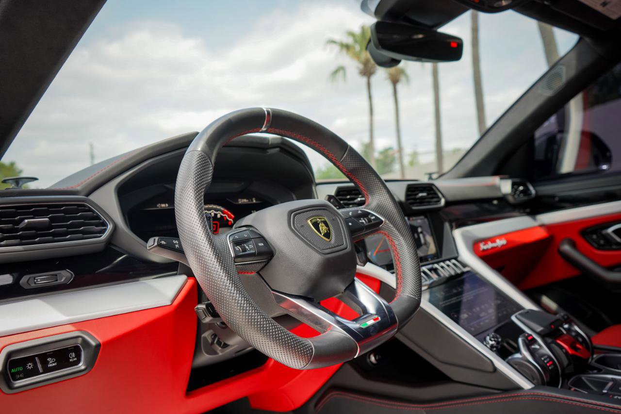 Used 2019 Lamborghini Urus S AWD/4WD image 12