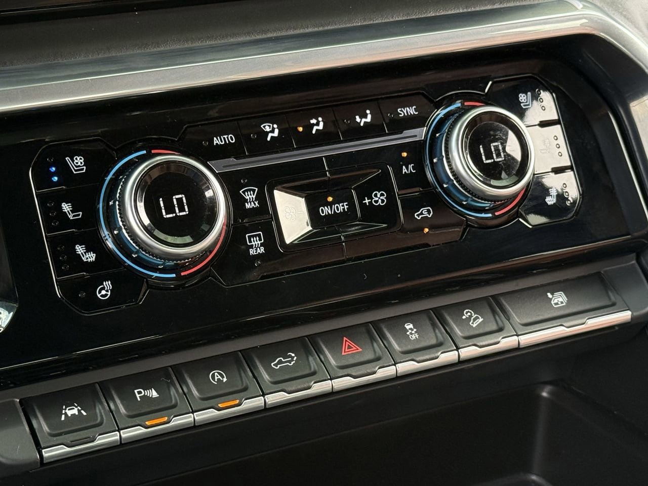Certified 2023 GMC Sierra 1500 Denali Ultimate image 17